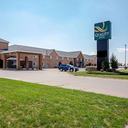 Quality Inn Huron Bagian luar foto