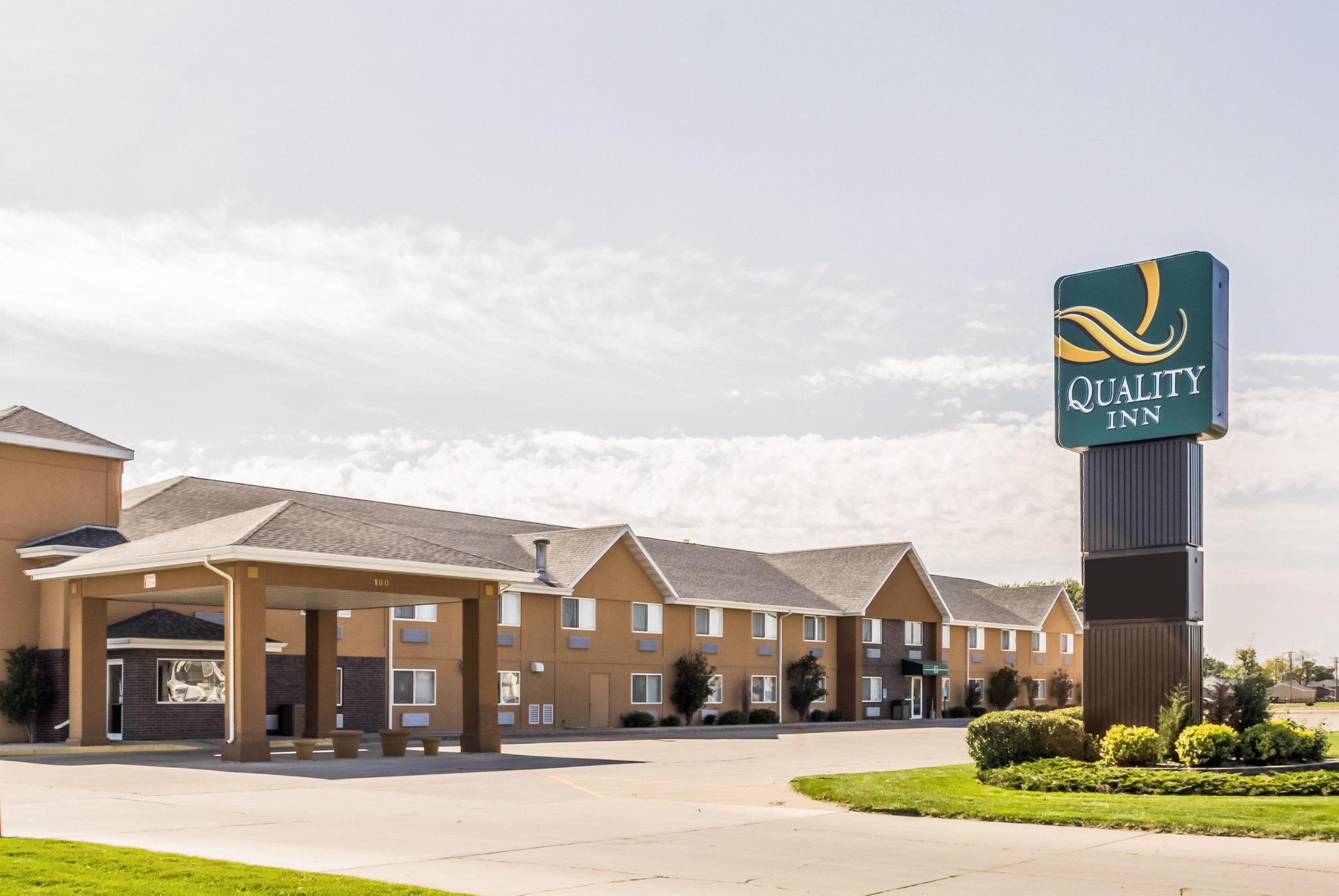 Quality Inn Huron Bagian luar foto